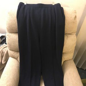 St. John Basics Women's Knit Pants